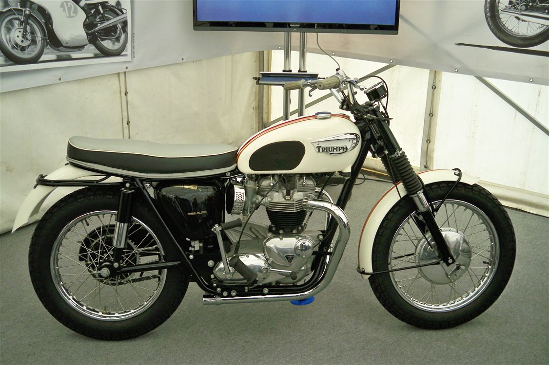 1968 Triumph T120 TT Bonneville