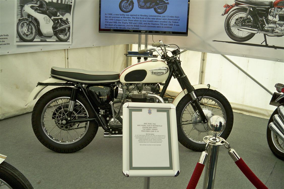 1968 Triumph T120 TT Bonneville